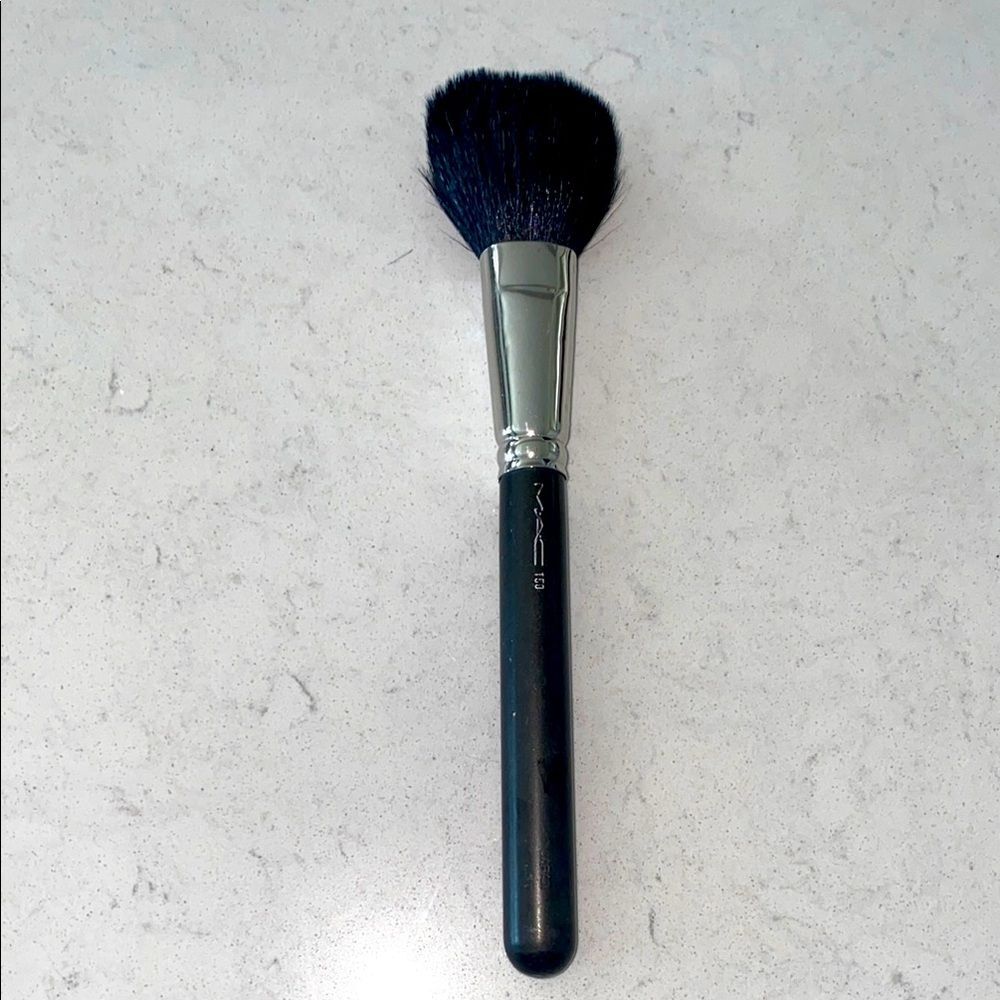 MAC Professional Makeup Brush - Black
